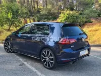 Usado VW Golf VII GTI 230 CV (169 kW) 2016 Azul Berlina