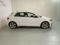 Käytetty Audi A1 Advanced Plus 116 HP (85 kW) 2025 Valkoinen Katumaasturi