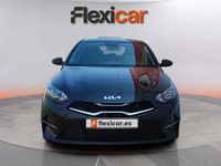 Usado Kia Ceed 136 CV (100 kW) 2023 Negro Utilitario