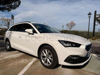 Usado Seat Leon Style 115 CV (84 kW) 2022 Blanco Familiar