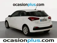 Usado Hyundai i20 75 CV (55 kW) 2019 Blanco Utilitario