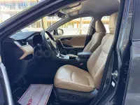 Usado Toyota RAV4 Hybrid Luxury 218 CV (160 kW) 2022 Gris / plata SUV