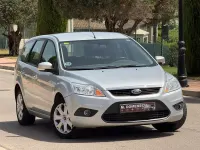 Usado Ford Focus Trend 90 CV (66 kW) 2010 Gris