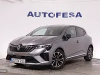 Usado Renault Clio Techno 90 CV (66 kW) 2025 Gris Utilitario