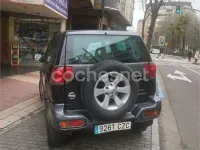 Begagnad Nissan Terrano 125 HK (91 kW) 2002 Svart SUV