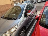 Usado Peugeot 207 Active 75 CV (55 kW) 2012 Gris / plata Berlina
