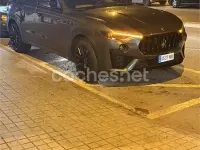 Usado Maserati Levante 275 CV (202 kW) 2021 Gris / plata SUV