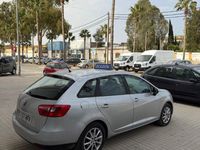 Usado Seat Ibiza ST Reference 90 CV (66 kW) 2012 Gris / plata Familiar