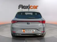 Käytetty Seat Leon FR 204 HP (150 kW) 2025 Harmaa Sedan