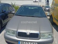 Usado Skoda Octavia Tour 101 CV (74 kW) 2010 Beige Berlina