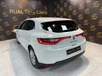 Usado Renault Mégane Business 90 CV (66 kW) 2016 Blanco Berlina