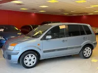 Usado Ford Fusion Ambiente 68 CV (50 kW) 2008 Azul Utilitario
