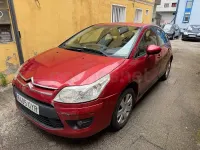 Usado Citroën C4 112 CV (82 kW) 2010 Granate Berlina