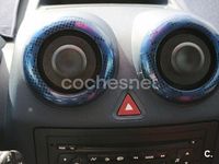 Usado Peugeot 1007 70 CV (51 kW) 2005 Gris / plata Monovolumen