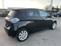 Begagnad Renault Zoe Life 64 kW (88 HK) 2015 Svart Halvkombi