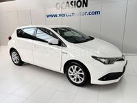 Usado Toyota Auris Hybrid Active 136 CV (100 kW) 2018 Blanco Berlina