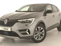 Usado Renault Arkana 140 CV (102 kW) 2025 Gris SUV