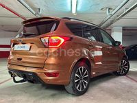 Usado Ford Kuga ST-Line 150 CV (110 kW) 2018 Naranja SUV