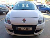 Usado Renault Scénic III Dynamique 110 CV (80 kW) 2011 Blanco Monovolumen