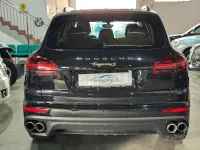 Usado Porsche Cayenne S E-Hybrid Platinum Edition 416 CV (305 kW) 2016 Negro SUV