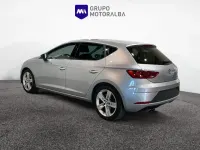Usado Seat Leon FR 125 CV (91 kW) 2017 Gris / plata Familiar