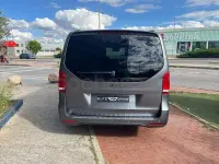 Usado Mercedes V300 Exclusive 239 CV (175 kW) 2015 Gris / plata Monovolumen