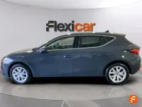 Usado Seat Leon FR 116 CV (85 kW) 2025 Gris Berlina