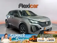 Usado Peugeot 2008 Active 100 CV (73 kW) 2023 Gris SUV