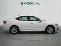 Nuevo Skoda Octavia Selection 116 CV (85 kW) 2026 Blanco