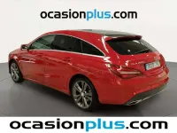 Usado Mercedes CLA200 Shooting Brake 136 CV (100 kW) 2017 Rojo Familiar