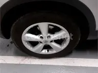 Usado Nissan Qashqai Tekna 140 CV (102 kW) 2008 Gris / plata SUV
