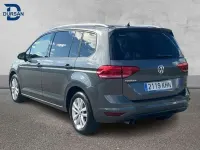 Usado VW Touran Advance 150 CV (110 kW) 2018 Gris Monovolumen