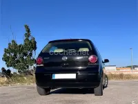 Usado VW Polo Edition 100 CV (73 kW) 2006 Negro Utilitario