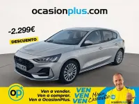 Usado Ford Focus ST-Line 125 CV (91 kW) 2023 Plateado Utilitario