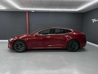 Usado Tesla Model S 386 kW (525 CV) 2019 Rojo Utilitario