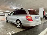 Usado Mercedes C200 136 CV (100 kW) 2011 Gris / plata Familiar