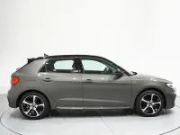Usado Audi A1 Black Edition 116 CV (85 kW) 2025 Gris SUV