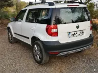 Usado Skoda Yeti Active 105 CV (77 kW) 2010 Blanco SUV