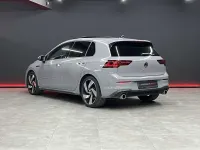 Usado VW Golf VIII GTI 245 CV (180 kW) 2021 Gris Utilitario