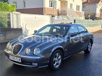 Usado Jaguar S-Type Executive 240 CV (176 kW) 2000 Gris / plata Berlina