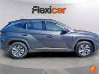 Usado Hyundai Tucson 136 CV (100 kW) 2022 Gris / plata SUV