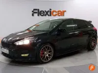 Käytetty Ford Focus ST-Line 125 HP (91 kW) 2016 Musta Viistoperä