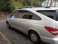 Usado Ssangyong (KGM) Rodius 165 CV (121 kW) 2005 Gris / plata Monovolumen