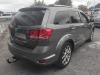 Usado Fiat Freemont Urban 170 CV (125 kW) 2012 Gris / plata SUV