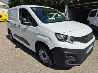 Usado Peugeot Partner S 100 CV (73 kW) 2021 Blanco Monovolumen