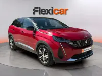 Usado Peugeot 3008 Allure 131 CV (96 kW) 2023 Rojo SUV