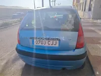 Usado Citroën C3 70 CV (51 kW) 2003 Azul Berlina
