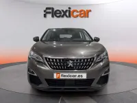 Usado Peugeot 3008 Active 131 CV (96 kW) 2019 Gris SUV