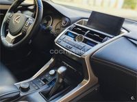 Usado Lexus NX300h Executive Line 197 CV (144 kW) 2014 Gris / plata SUV