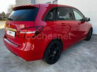 Usado Mercedes B180 109 CV (80 kW) 2015 Rojo Utilitario